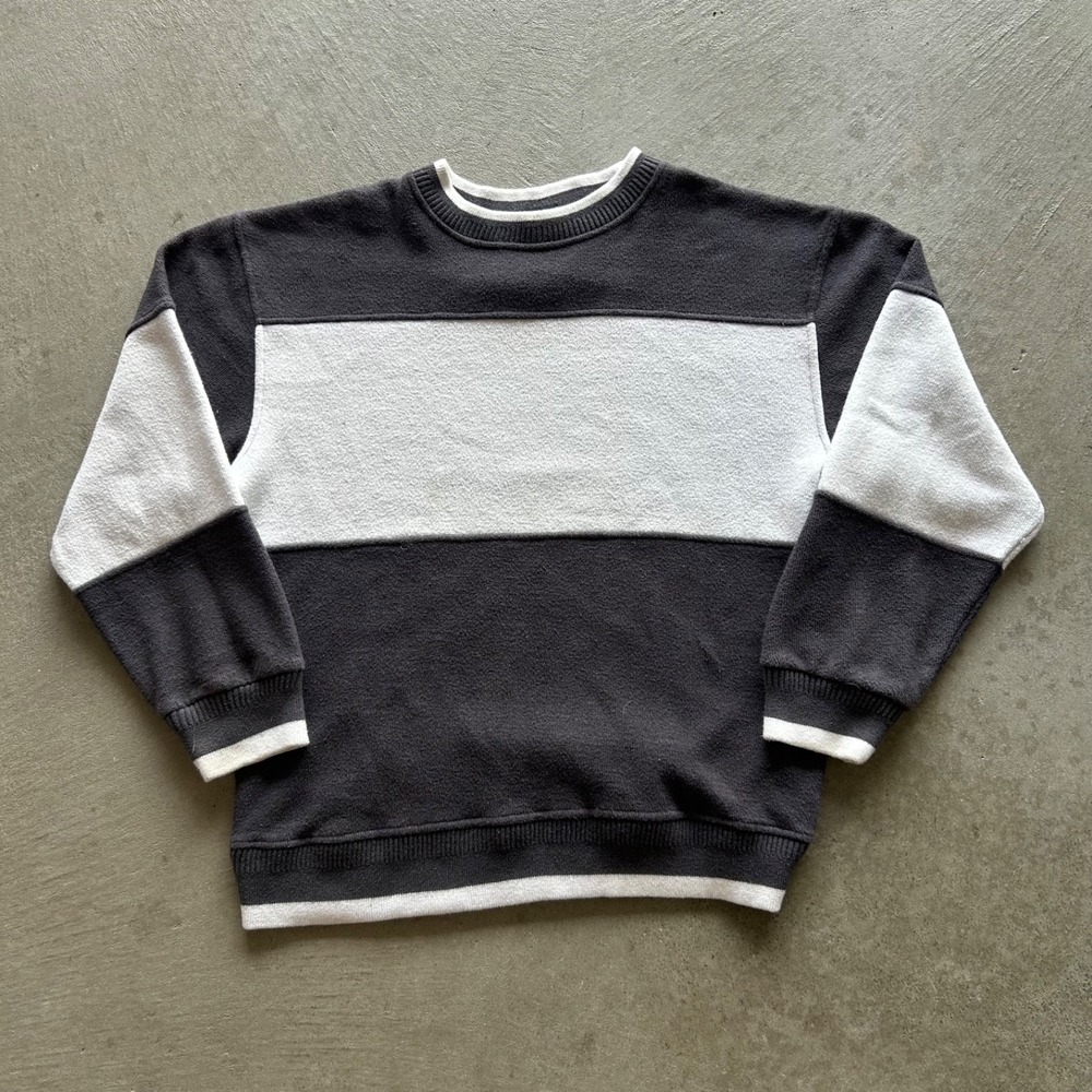 Vintage 90s Renegade Club Sweater Size XL Gray White Colorblock Knit Crewneck